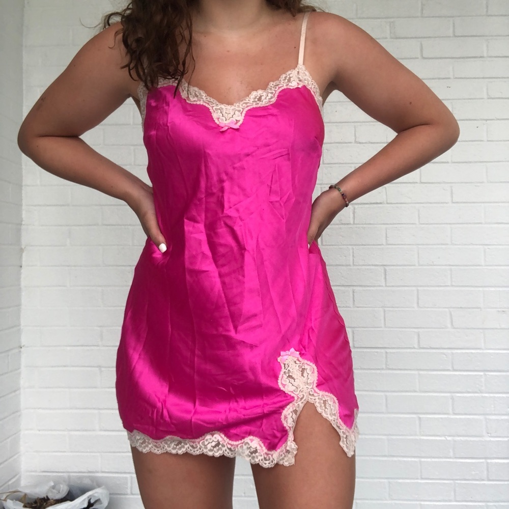 Y2K Victoria’s Secret nightgown